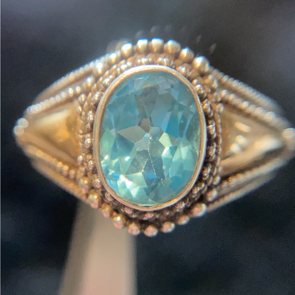 SUARTI BALI BA Blue Topaz Ring